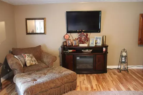 155 Maple St, Eubank, KY 42567 photo 7