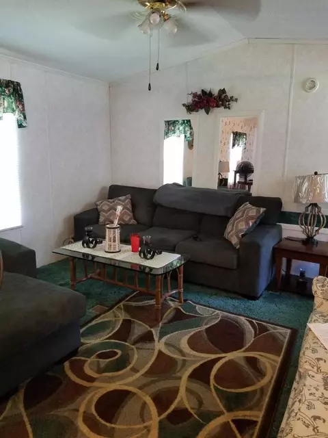 675 Stonegate Dr, Burnside, KY 42519 photo 6