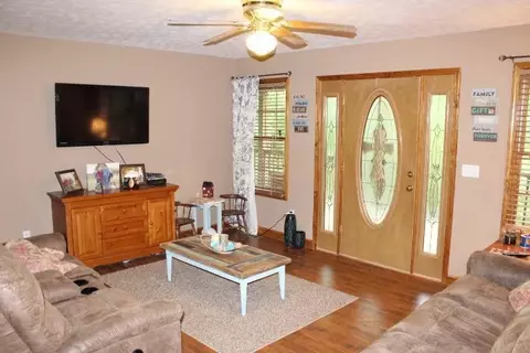 270 Beechview Dr, Burnside, KY 42519 photo 5