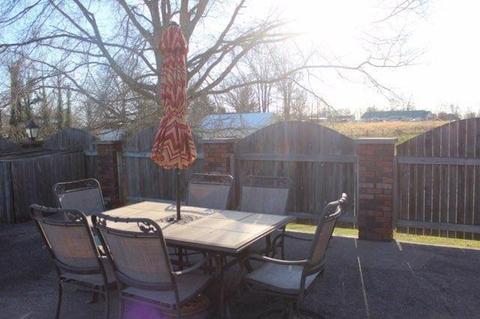 747 Bartle Dr, Liberty, KY 42539 photo 7