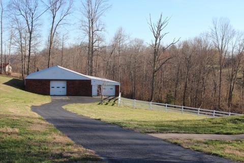 747 Bartle Dr, Liberty, KY 42539 photo 9