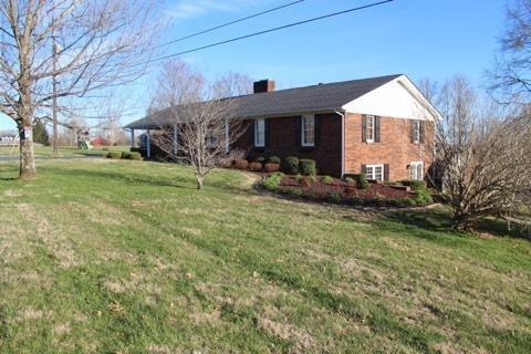 747 Bartle Dr, Liberty, KY 42539 photo 3
