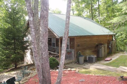 595 Enchanted Forest Way, Burnside, KY 42519 photo 2