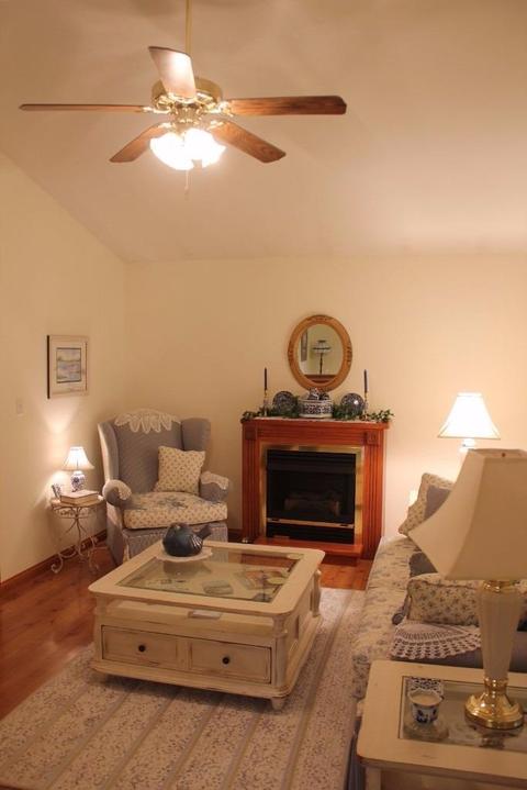 595 Enchanted Forest Way, Burnside, KY 42519 photo 3