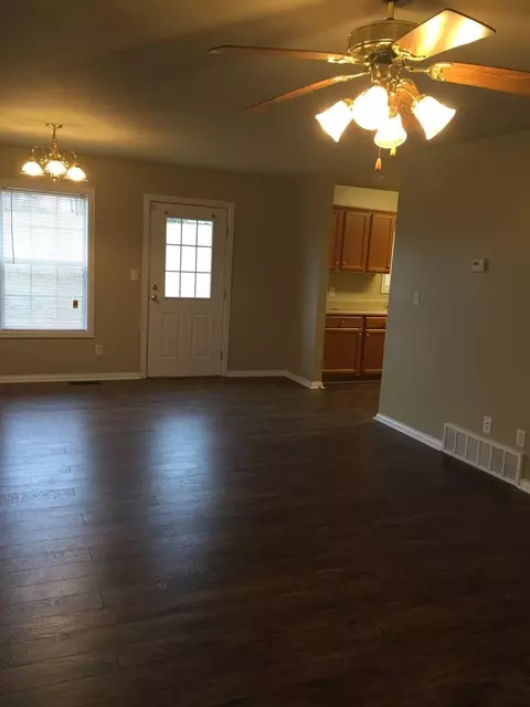 321 Pebble Branch Dr, Nancy, KY 42544 photo 5