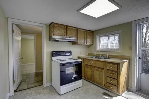 105 Bishop St, Corbin, KY 40701 photo 9