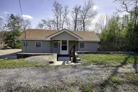105 Bishop St, Corbin, KY 40701 photo 3