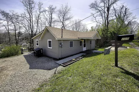 105 Bishop St, Corbin, KY 40701 photo 1