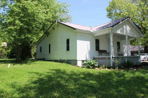 1209 Lakeshore Dr, Burnside, KY 42519 photo 2