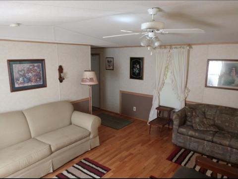 112 Hicks Ln, Nancy, KY 42544 photo 4
