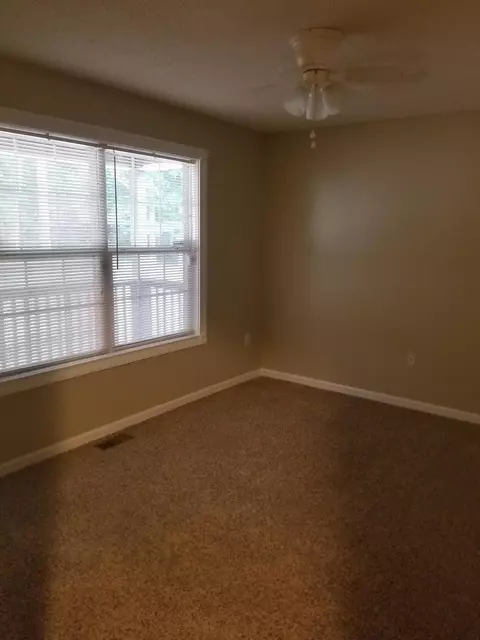 1570 Prather Dr, Nancy, KY 42544 photo 4