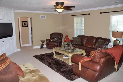 82 Serenity Ct, Nancy, KY 42544 photo 12