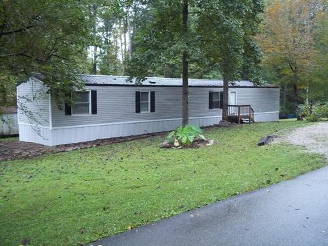 262 Spruce Dr, Burnside, KY 42519 photo 1