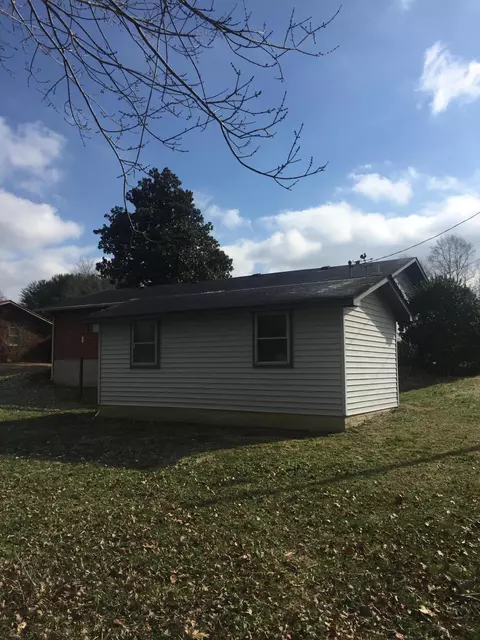 413 Prather, Nancy, KY 42544 photo 9