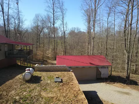 243 Lakeview Dr, Nancy, KY 42544 photo 31