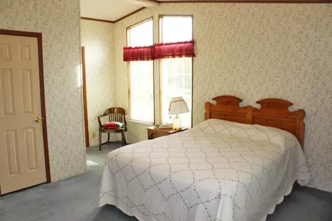 930 Dishman, Nancy, KY 42544 photo 38