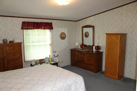 930 Dishman, Nancy, KY 42544 photo 36