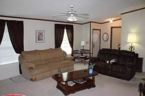 930 Dishman, Nancy, KY 42544 photo 25