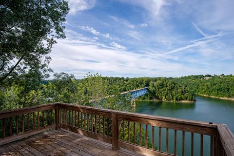 15 Bridgeview Ct, Nancy, KY 42544 photo 28