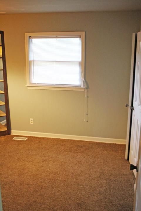 285 Hilltop Dr, Nancy, KY 42544 photo 9