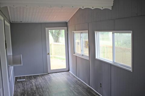 285 Hilltop Dr, Nancy, KY 42544 photo 7