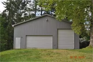 945 Cordell Dr, Burnside, KY 42519 photo 1