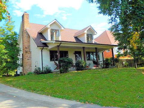 491 Lakeshore Dr, Burnside, KY 42519 photo 1