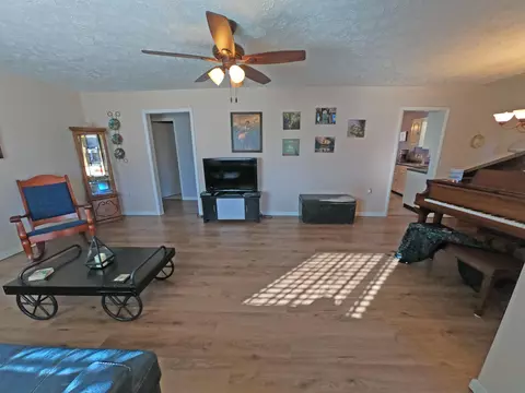 48 Emerald Ln, Corbin, KY 40701 photo 12