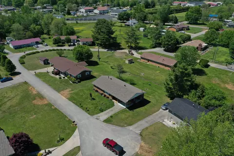 48 Emerald Ln, Corbin, KY 40701 photo 1