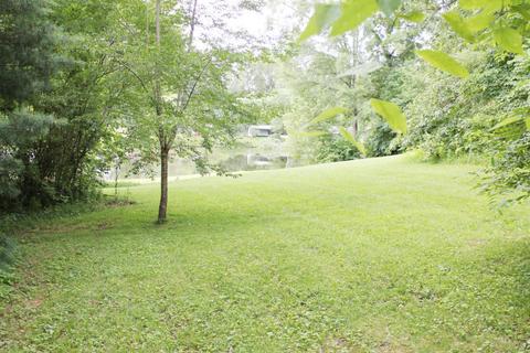 323 Hilltop Dr, Nancy, KY 42544 photo 3