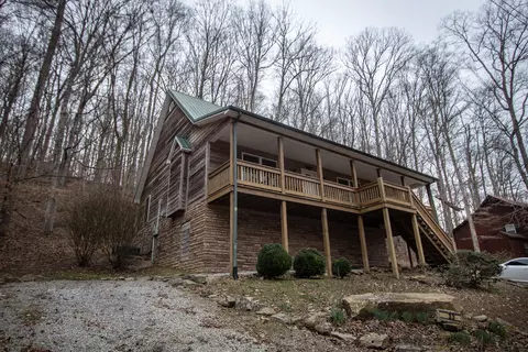 337 Harmony Ln, Burnside, KY 42519 photo 2