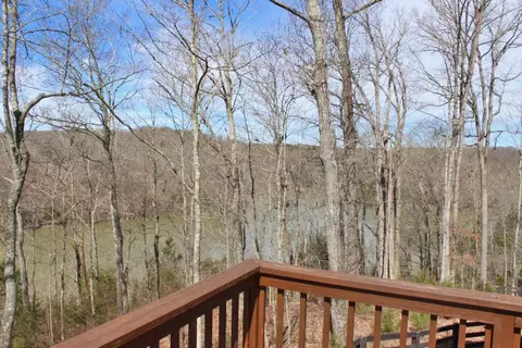 55 Gwen Dr, Nancy, KY 42544 photo 2