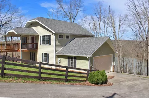 55 Gwen Dr, Nancy, KY 42544 photo 1
