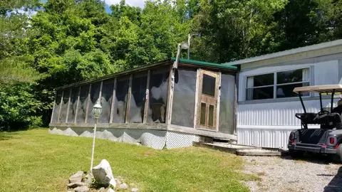 91 Spring Dr, Burnside, KY 42519 photo 1