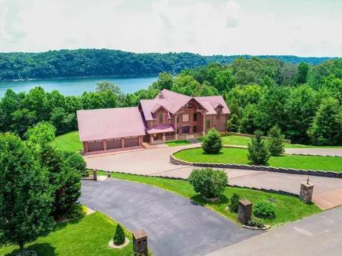 641 Beechwood Dr, Nancy, KY 42544 photo 3