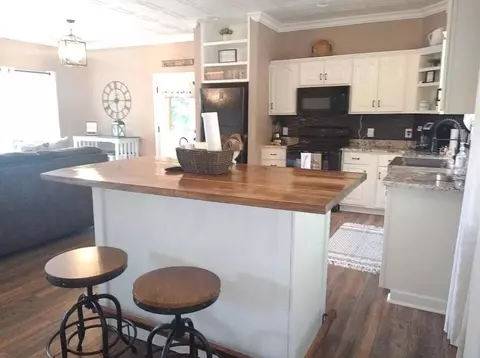 61 Serenity Ter, Burnside, KY 42519 photo 8