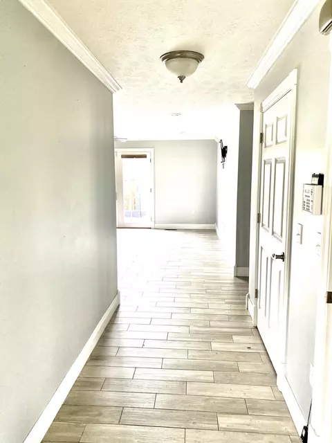 401 Reddish St, Ferguson, KY 42533 photo 3