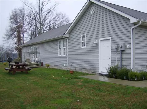450 Fultz Rd, Morehead, KY 40351 photo 3