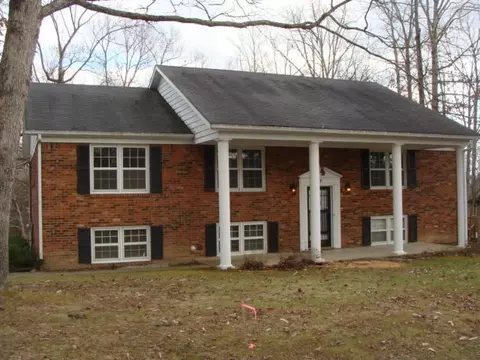 111 Pinetree Ln, Morehead, KY 40351 photo 1