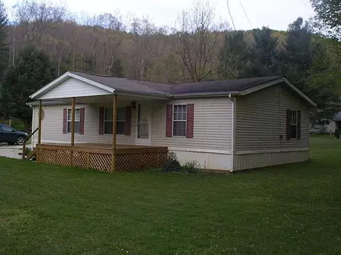 275 Haldeman Rd, Morehead, KY 40351 photo 2