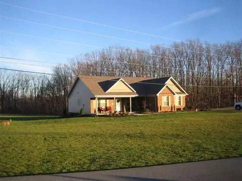 250 Eagle Dr, Morehead, KY 40351 photo 2