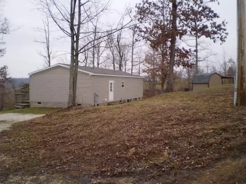 333 Ashley Dr, Morehead, KY 40351 photo 4