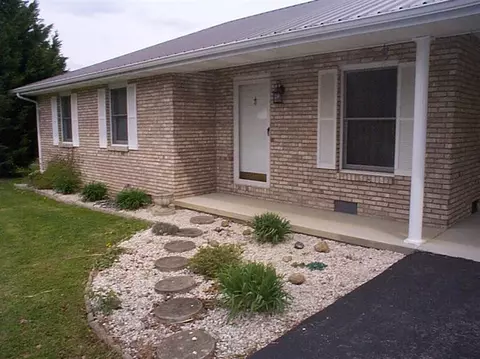 109 Maher Dr, Morehead, KY 40351 photo 2