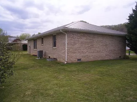 109 Maher Dr, Morehead, KY 40351 photo 5