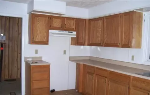 817 W First St, Morehead, KY 40351 photo 3