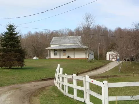 995 Williams Br, Morehead, KY 40351 photo 1