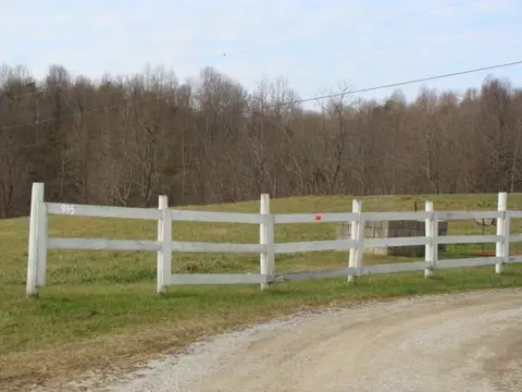 995 Williams Br, Morehead, KY 40351 photo 2