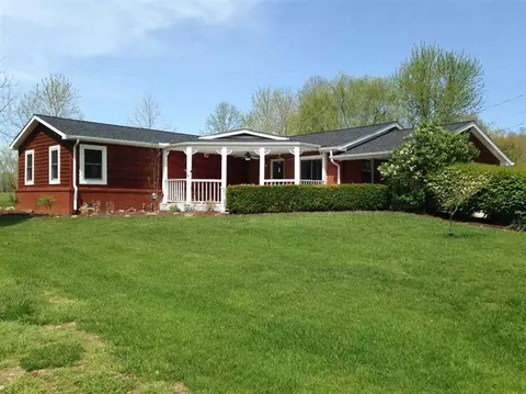 138 Egan Ln, Morehead, KY 40351 photo 1