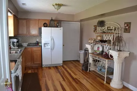 275 Bratton Loop, Morehead, KY 40351 photo 8
