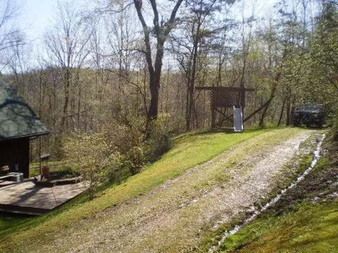 85 Knipp Rd, Morehead, KY 40351 photo 4